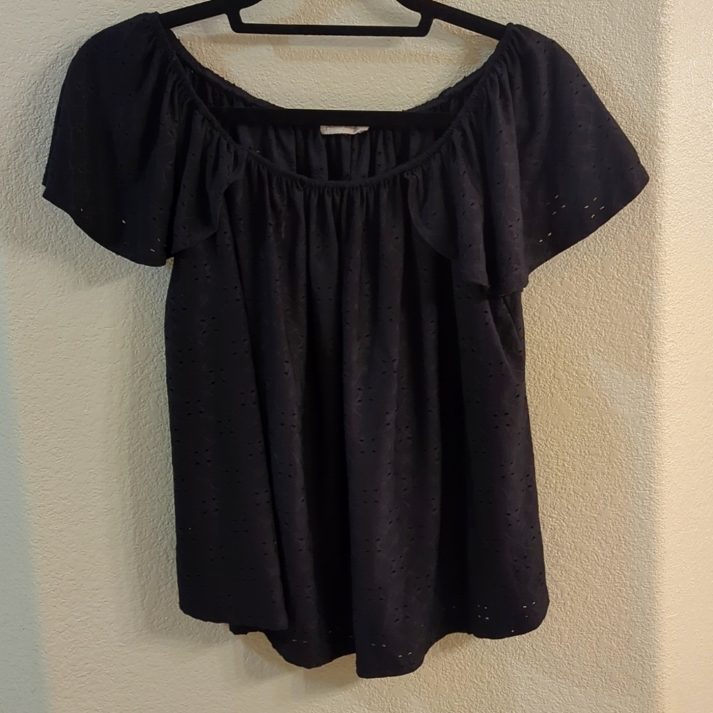 Anthropologie Pebble and Stone eyelet ruffle top, medium